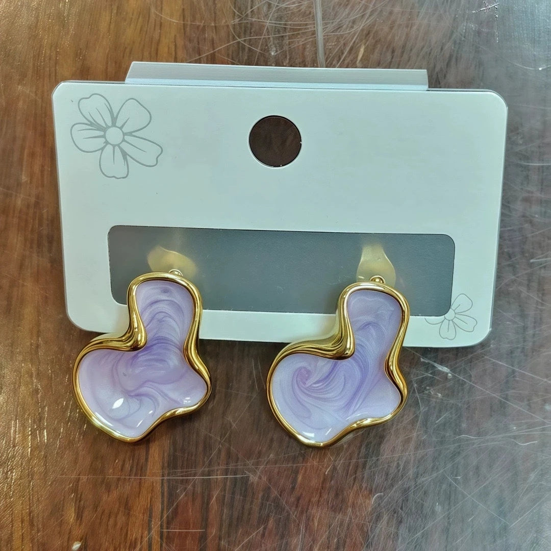 Abstract Alien White Color Cloud Irregular Stud Earring for Women Temperament Ear Jewelry Simple Christmas Valentine's Day Gift