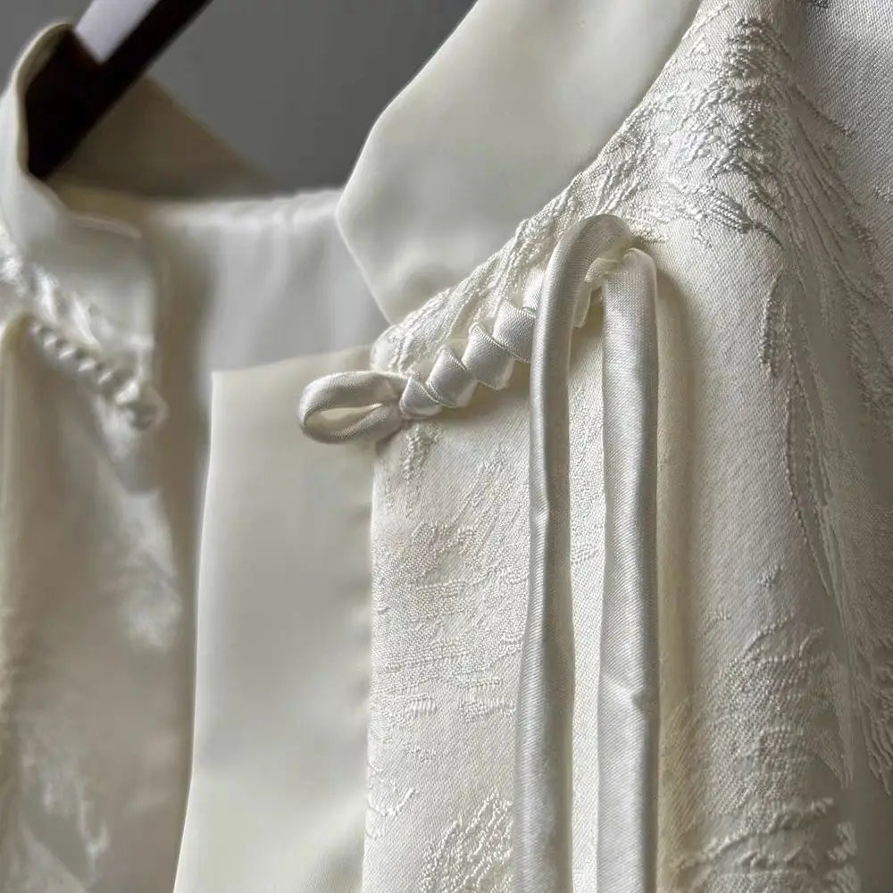 Chinese New Plate Button Vest Jacket 2025 Spring New Jacquard Stand Collar Sleeveless Waistcoat Retro Women Cheongsam Tops