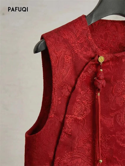 Chinese High-end Light National Style Cardigan Vest Coat in Spring and Summer Red Cashew Flower Round Neck New Year Vest Coat