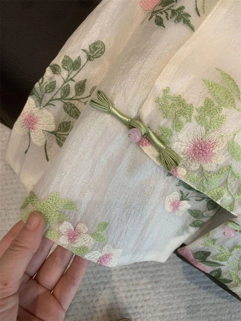 New Women's Jackets Women's vest Amoi Chinese Beaded Embroidered Fashion Beautiful Vest Coat Women's National Temperament Coat