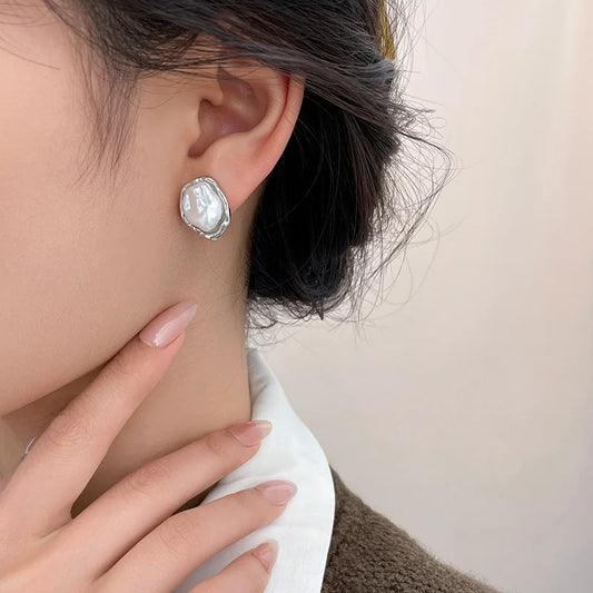 Geometric Irregular Round Metal Pearl Earrings for Women 2024 Minimalist Style Personality Earrings Trendy Jewelry Gift