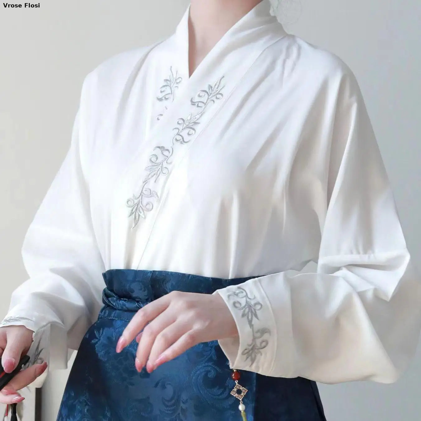 Vintage Women Chinese Traditional Hanfu Cardigan Shirt + Blue Pleated Mamian Skirt Chinese Hot Hanfu Shirt Horse Face Skirt Set