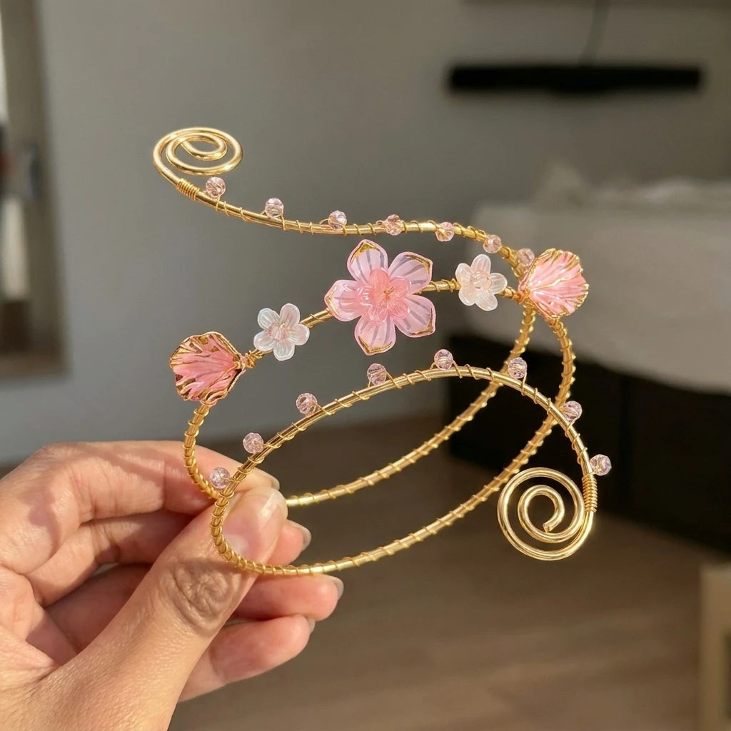 Elegant Gold Color Wire-Wrapped Upper Arm Cuff for Women Romantic Pink Iris Flower Armlet Bracelet Beach Party Charms Jewelry