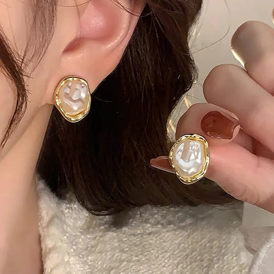 Geometric Irregular Round Metal Pearl Earrings for Women 2024 Minimalist Style Personality Earrings Trendy Jewelry Gift