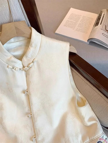 Chinese Retro Embroidered Sleeveless Buckle Vest Spring and Autumn Design Sense Fashionable and Versatile Temperament Tank top