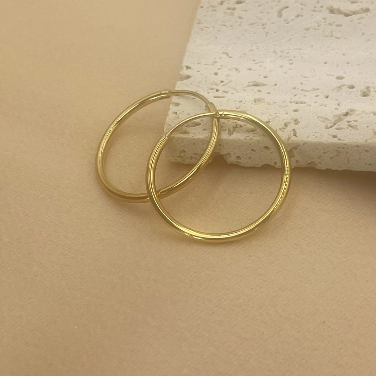 Stainless Steel 12-70mm Minimalist Big Circle Hoop Earrings for Women Trendy Gold Color Metal Smooth Round Earring Jewelry